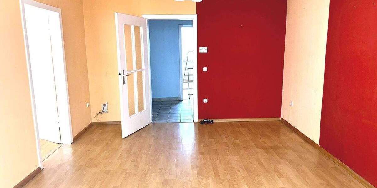 Etagenwohnung Düsseldorf Friedrichstadt - 4 Zimmer, 89 m&sup2;, 360.000&euro; | Angebot:24335103