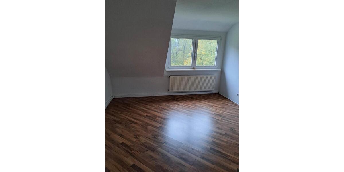 Dachgeschoßwohnung Wuppertal Gemarkung Ronsdorf - 2 Zimmer, 62 m&sup2;, 139.900&euro; | Angebot:24598051