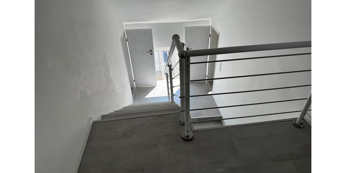 Maisonettenwohnung Leverkusen Schlebusch - 6 Zimmer, 140 m&sup2;, 2.000&euro; | Angebot:25840817