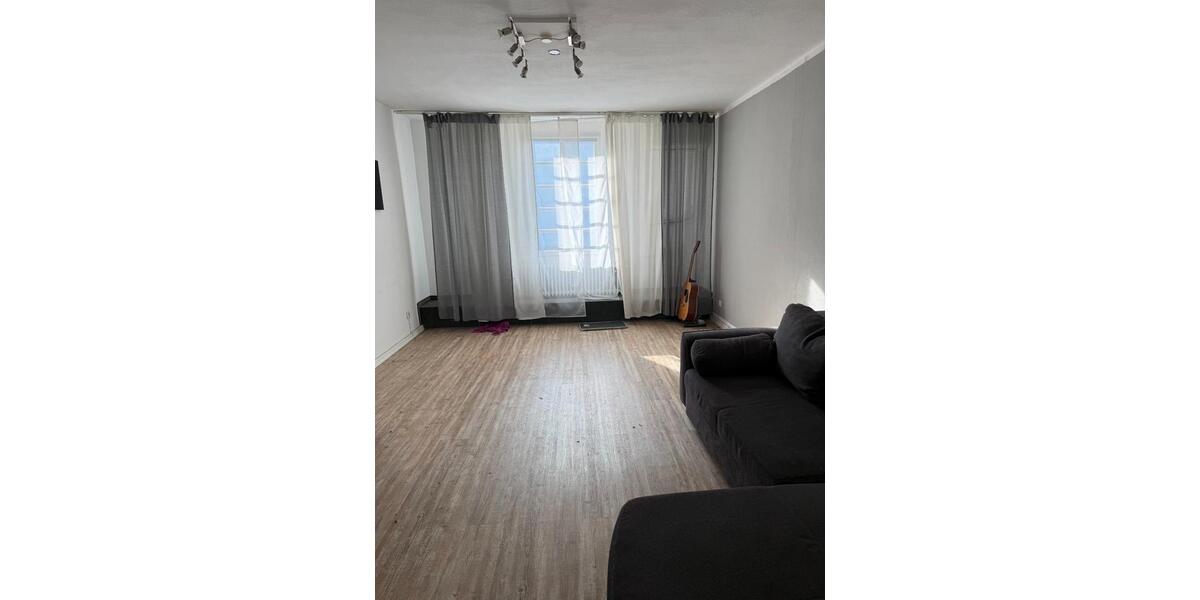 Erdgeschoßwohnung Solingen Höhscheid - 5 Zimmer, 155 m&sup2;, 199.000&euro; | Angebot:26621221