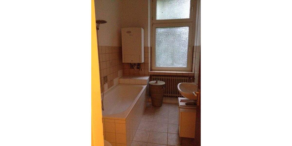 Etagenwohnung Neuss Innenstadt - 2 Zimmer, 51 m&sup2;, 612&euro; | Angebot:24794320