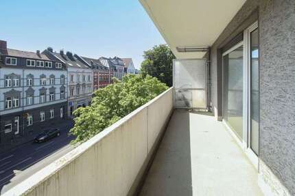 Wohnung zum Kaufen in Düsseldorf 315.000 € 83.21 m²