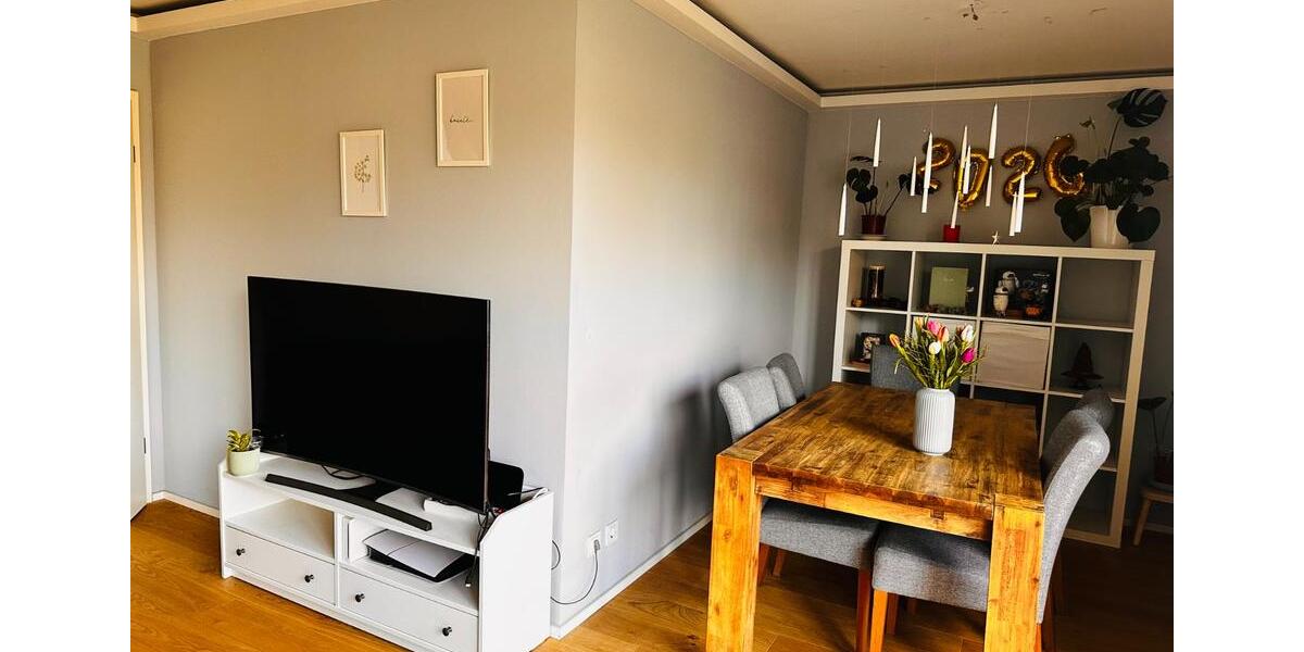 Dachgeschoßwohnung Bergisch Gladbach Gronau - 3 Zimmer, 78 m&sup2;, 1.050&euro; | Angebot:24752623
