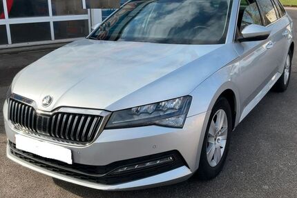 Skoda Superb 120.505 km 15.998 &euro; Wuppertal 42327