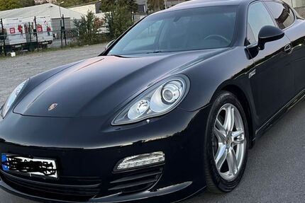 Porsche Panamera 230.000 km 18.800 &euro; Wuppertal 42117