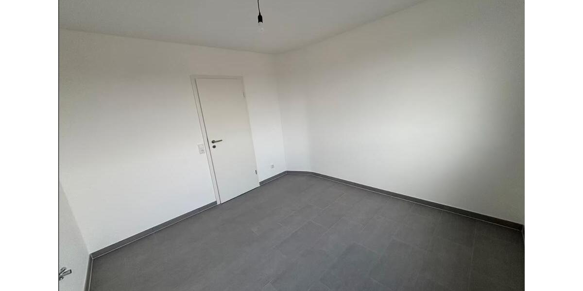 Dachgeschoßwohnung Düsseldorf Stadtbezirk 8 - 2 Zimmer, 67 m&sup2;, 995&euro; | Angebot:25922828