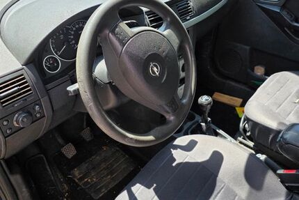 Opel Meriva 292.768 km 700 &euro; Köln 50737