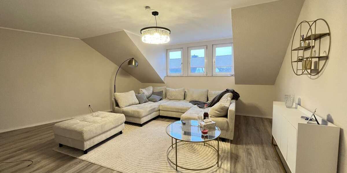 Etagenwohnung Düsseldorf Oberbilk - 2 Zimmer, 70 m&sup2;, 215.000&euro; | Angebot:27691953