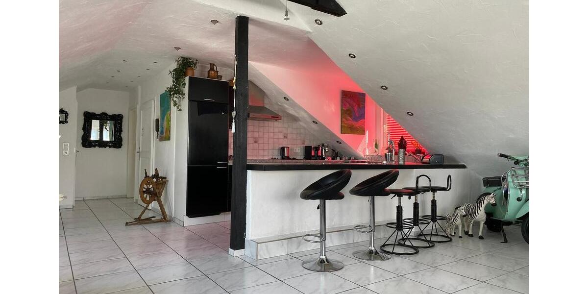 Dachgeschoßwohnung Velbert Velbert-Mitte - 3.5 Zimmer, 100 m&sup2;, 1.000&euro; | Angebot:24606645