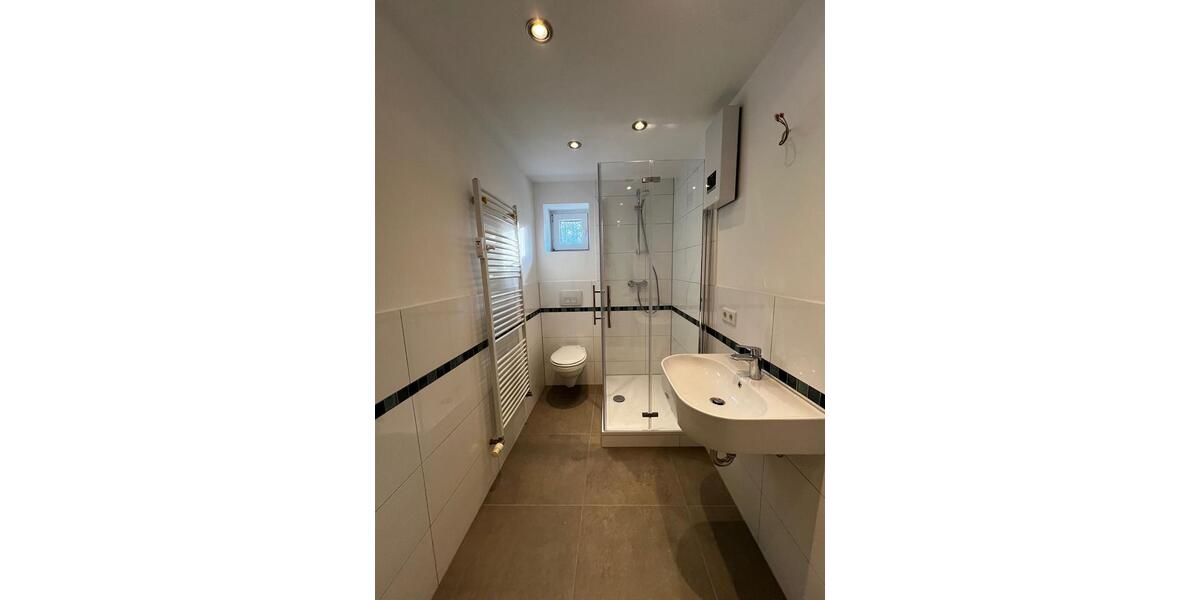 Dachgeschoßwohnung Radevormwald - 3.5 Zimmer, 90 m&sup2;, 810&euro; | Angebot:24869986