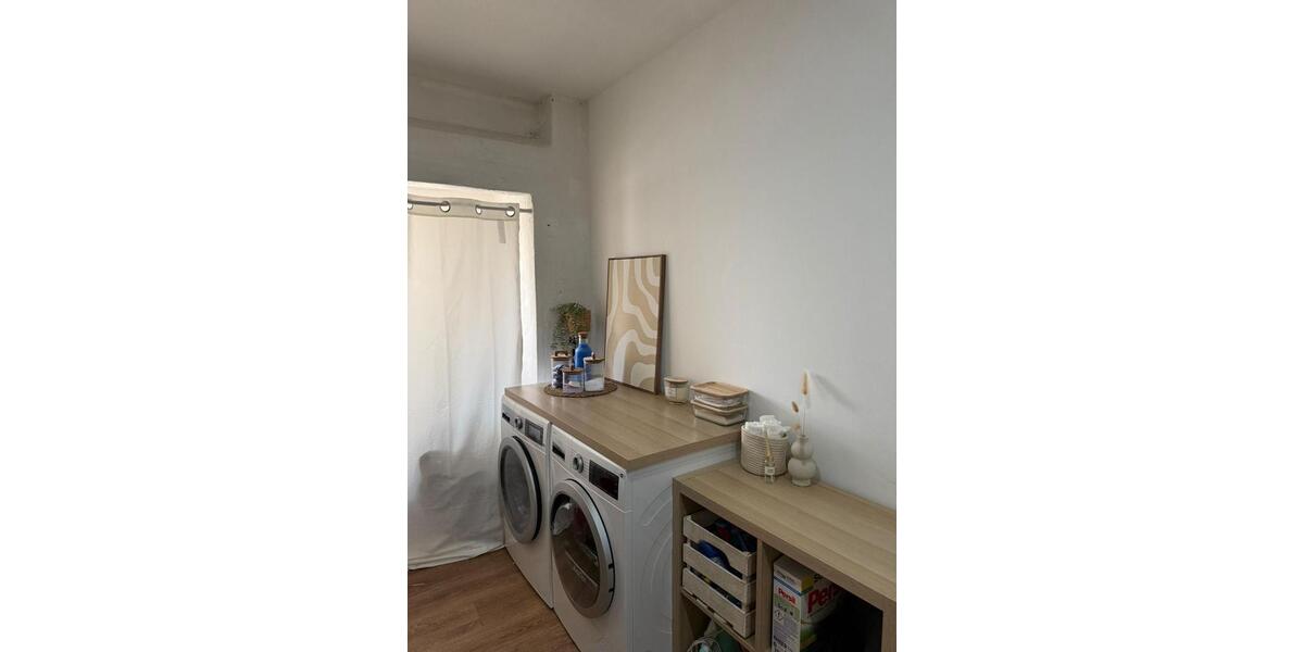Bungalow Solingen Mitte - 4 Zimmer, 170 m&sup2;, 2.100&euro; | Angebot:27615095