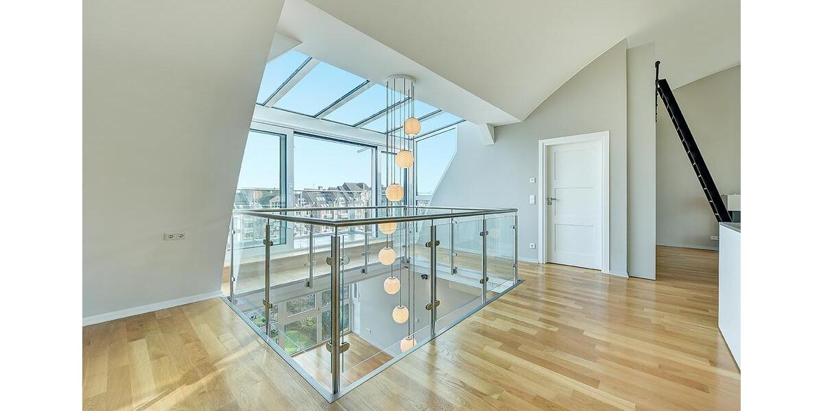 Einfamilienhaus Düsseldorf Pempelfort - 4 Zimmer, 234 m&sup2;, 4.200&euro; | Angebot:24803544