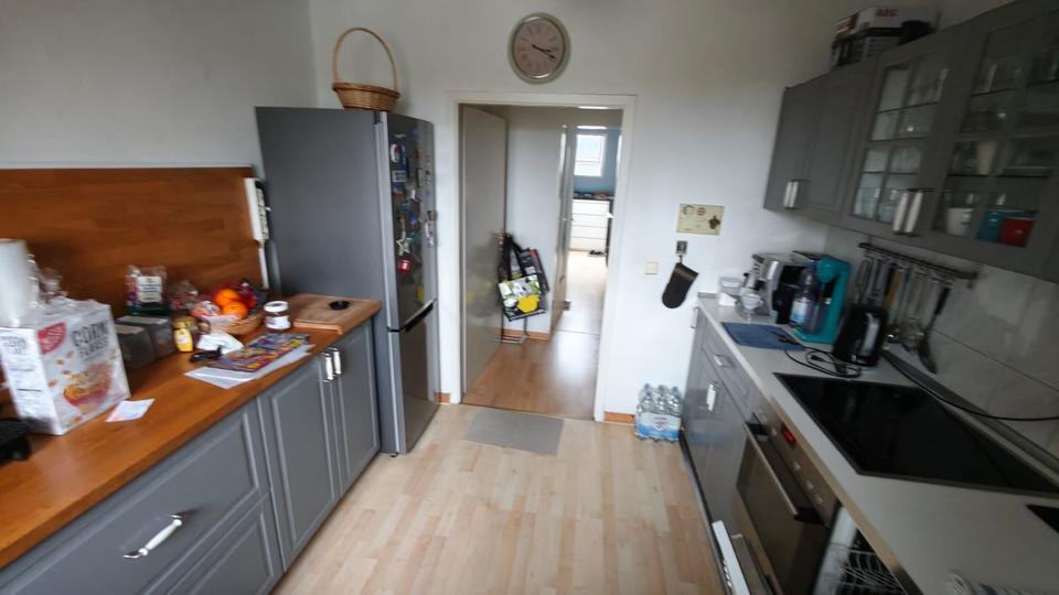 Dachgeschoßwohnung Düsseldorf Stadtbezirk 8 - 3 Zimmer, 85 m&sup2;, 1.100&euro; | Angebot:26475296