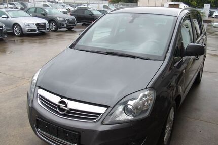 Opel Zafira 99.600 km 7.800 &euro; Leverkusen 51371