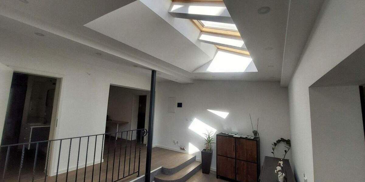 Modernisiertes Zweifamilienhaus 7 zimmer