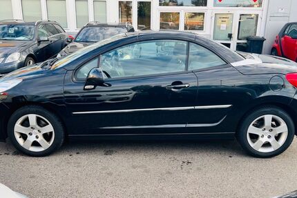 Peugeot 207 103.000 km 5.400 € Neuss 41460