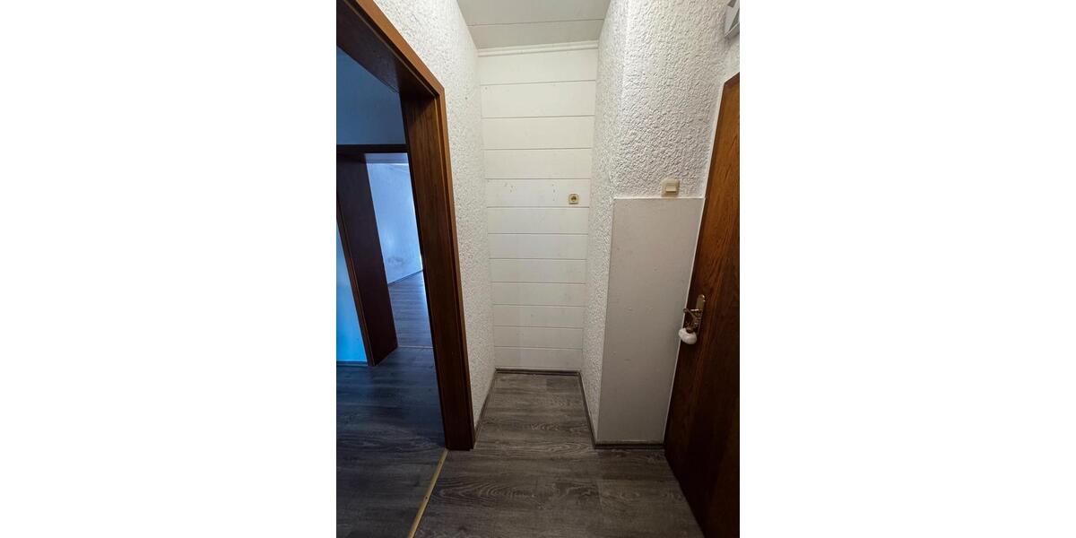 Erdgeschoßwohnung Solingen Ohligs - 2 Zimmer, 35 m&sup2;, 350&euro; | Angebot:27618402