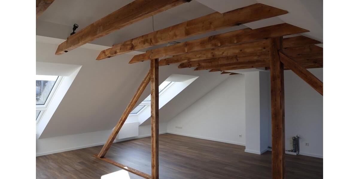 Dachgeschoßwohnung Neuss Augustinusviertel - 3 Zimmer, 71 m&sup2;, 990&euro; | Angebot:24811495