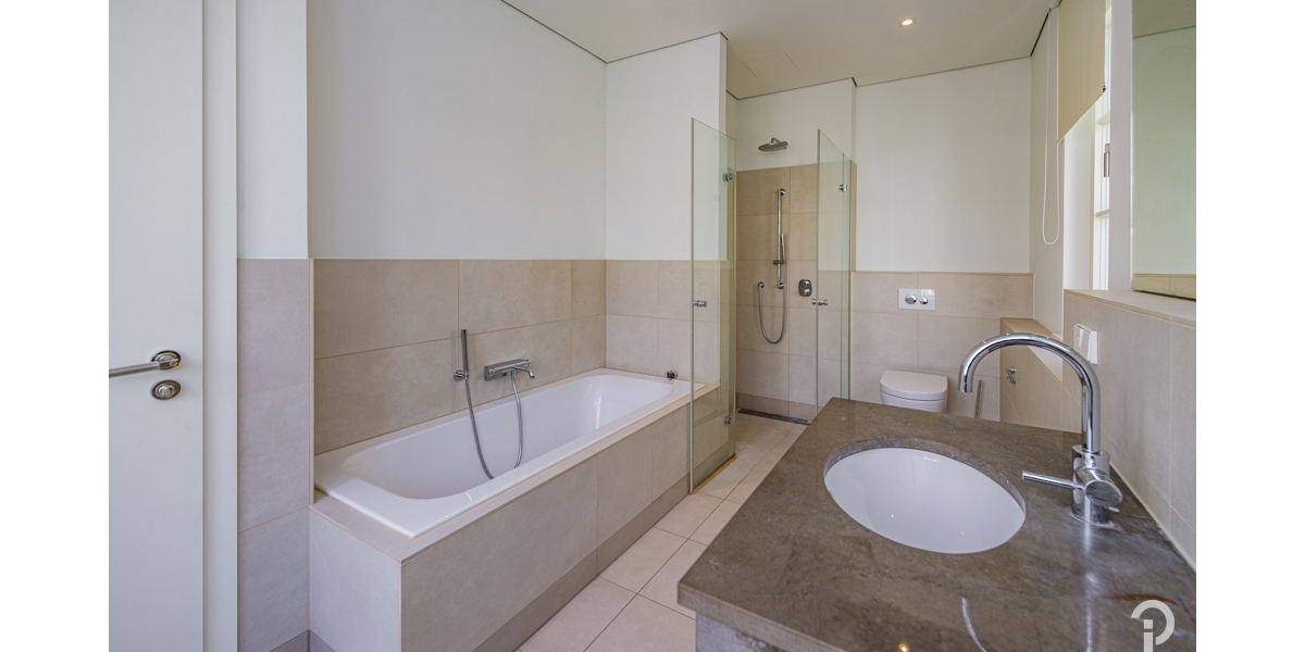 Wohnen in hochwertigem Ambiente mit internationalem Flair. 3 Zi-Wohnung in den Heinrich-Heine-Gärten - Etagenwohnung Düsseldorf Heerdt | Angebot:26645361