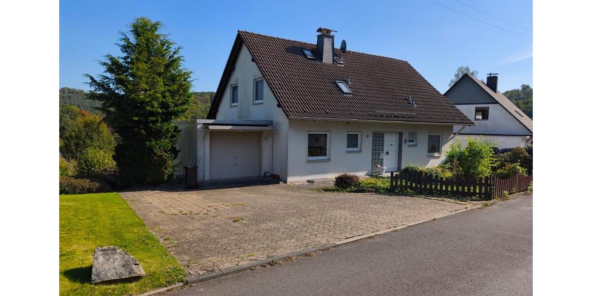 Einfamilienhaus Radevormwald - 8 Zimmer, 207 m&sup2;, 399.000&euro; | Angebot:24374298