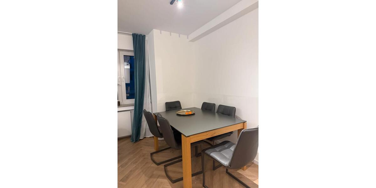 Etagenwohnung Düsseldorf Pempelfort - 2 Zimmer, 48 m&sup2;, 1.600&euro; | Angebot:24690390