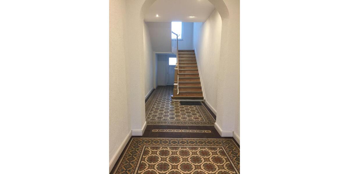 Etagenwohnung Hattingen - 5 Zimmer, 125 m&sup2;, 1.250&euro; | Angebot:24344944