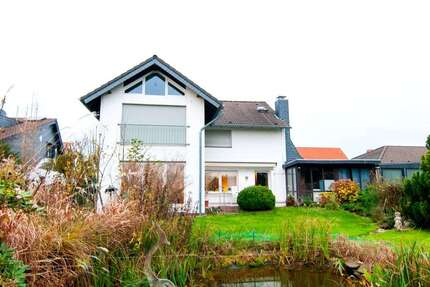 Haus Burscheid - 6 Zimmer, 198 m&sup2;, 598.000&euro; | Angebot:24723673