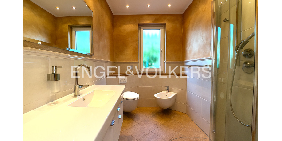 Reihenmittelhaus Haan - 4 Zimmer, 130 m&sup2;, 490.000&euro; | Angebot:25730521