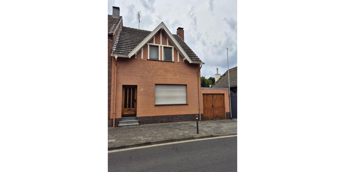 Doppelhaushälfte Neuss Holzheim - 7 Zimmer, 121 m&sup2;, 390.000&euro; | Angebot:24612445