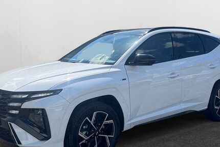 Hyundai TUCSON 3.000 km 42.490 € Düsseldorf 40233