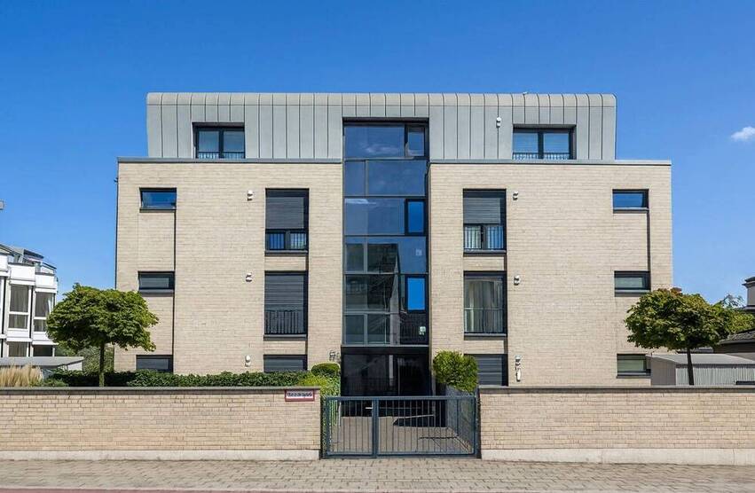 LuxusWohnung mit traumhaften Ausblick auf den Rhein