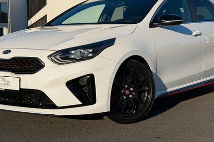 Kia ceed / Ceed 114.000 km 16.999 &euro; Köln (Ostheim) 51107