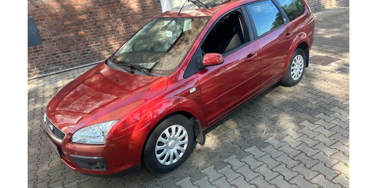 Ford Focus 123.900 km 3.690 &euro; Köln 51069
