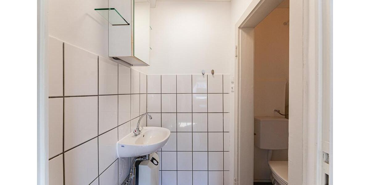 Dachgeschoßwohnung Düsseldorf Derendorf - 1 Zimmer, 55 m&sup2;, 900&euro; | Angebot:27549182