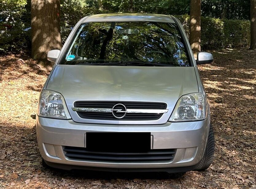 Opel Meriva 178.000 km 1.950 € Düsseldorf 40235