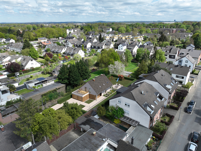 Mit 3D: Ein- bis Zweifamilienhaus in Köln-Wahnheide mit zusätzlichem Grundstück!