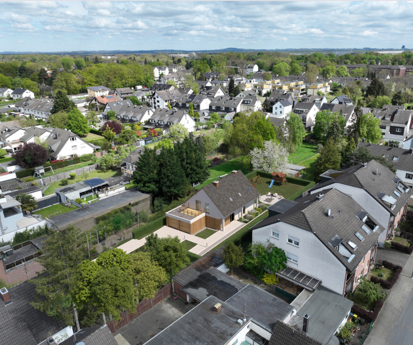 Mit 3D: Ein- bis Zweifamilienhaus in Köln-Wahnheide mit zusätzlichem Grundstück!