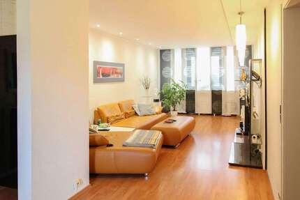 Wohnung zum Kaufen in Duisburg 129.000 € 80.21 m²