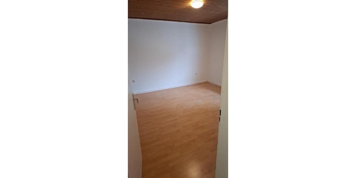 Etagenwohnung Solingen Ohligs - 2 Zimmer, 58 m&sup2;, 670&euro; | Angebot:24469124