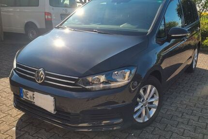 VW Touran 103.000 km 16.599 &euro; Dormagen 41542