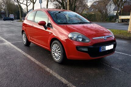 Fiat Punto 133.000 km 2.400 &euro; Solingen 42719