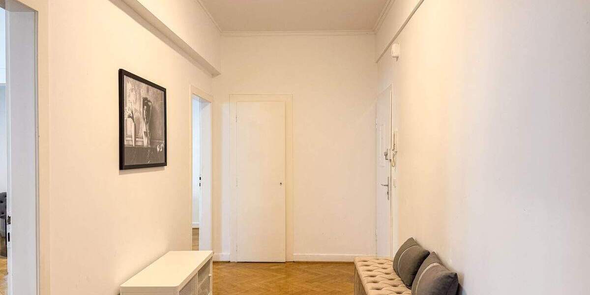 Etagenwohnung Düsseldorf Carlstadt - 3 Zimmer, 90 m&sup2;, 695.000&euro; | Angebot:24758127