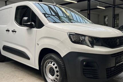 Peugeot Partner 72.000 km 11.400 &euro; Velbert 42551
