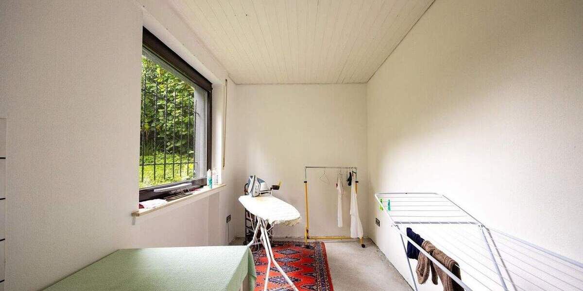 Einfamilienhaus Halver - 7 Zimmer, 238 m&sup2;, 559.000&euro; | Angebot:24424318