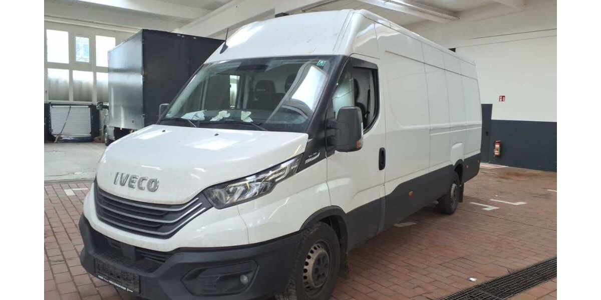 IVECO Andere 238.770 km 18.980 &euro; Düsseldorf 40597