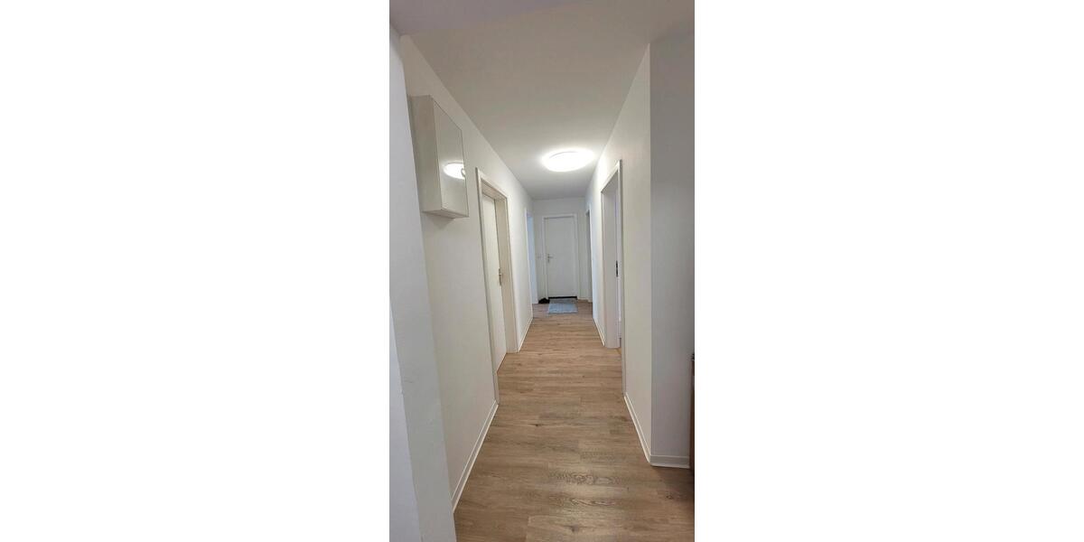 Dachgeschoßwohnung Wuppertal Gemarkung Langerfeld - 5 Zimmer, 120 m&sup2;, 230.000&euro; | Angebot:22881440