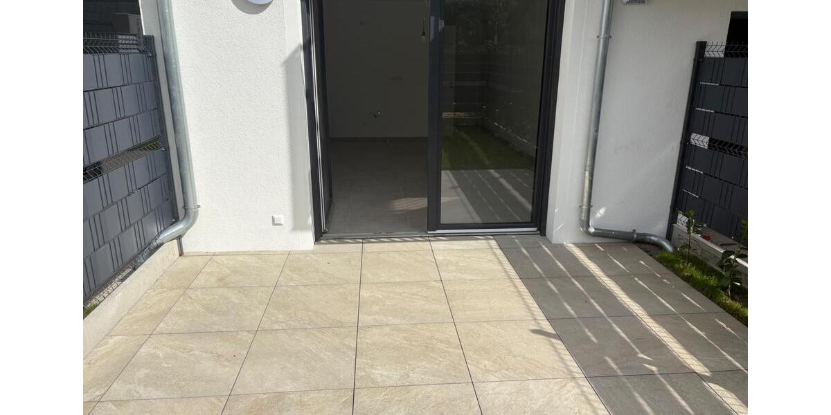 Terrassenwohnung Bergisch Gladbach - 1 Zimmer, 30 m&sup2;, 600&euro; | Angebot:27577983
