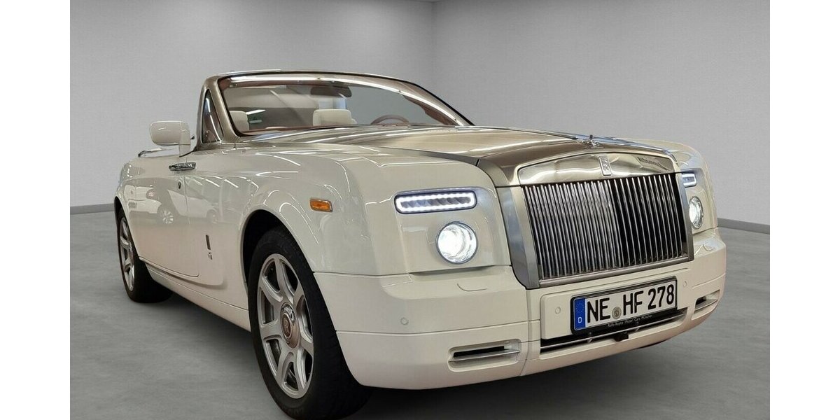 Rolls Royce Phantom Drophead Bespoke Spezial 21.800 km 195.000 € HAAN 42781