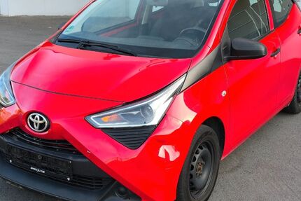 Toyota Aygo (X) 187.000 km 4.878 &euro; Neuss 41472