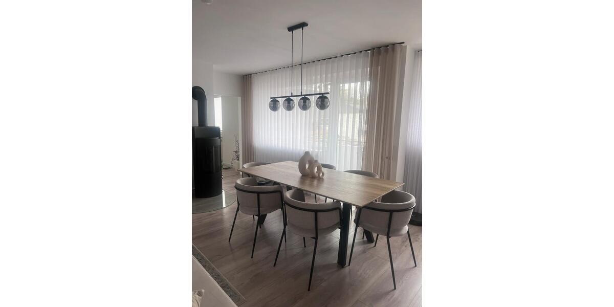 Etagenwohnung Remscheid Gemarkung Bergisch Born - 3 Zimmer, 90 m&sup2;, 1.280&euro; | Angebot:25961270